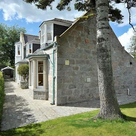 Schoolhouse Bed & Breakfast Ballater Exterior photo