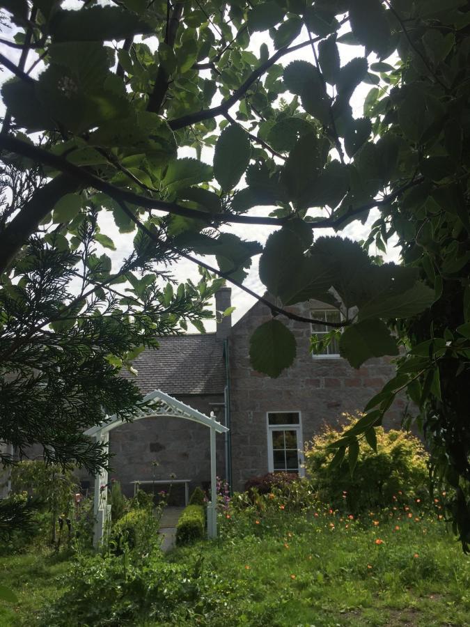 Schoolhouse Bed & Breakfast Ballater Exterior photo
