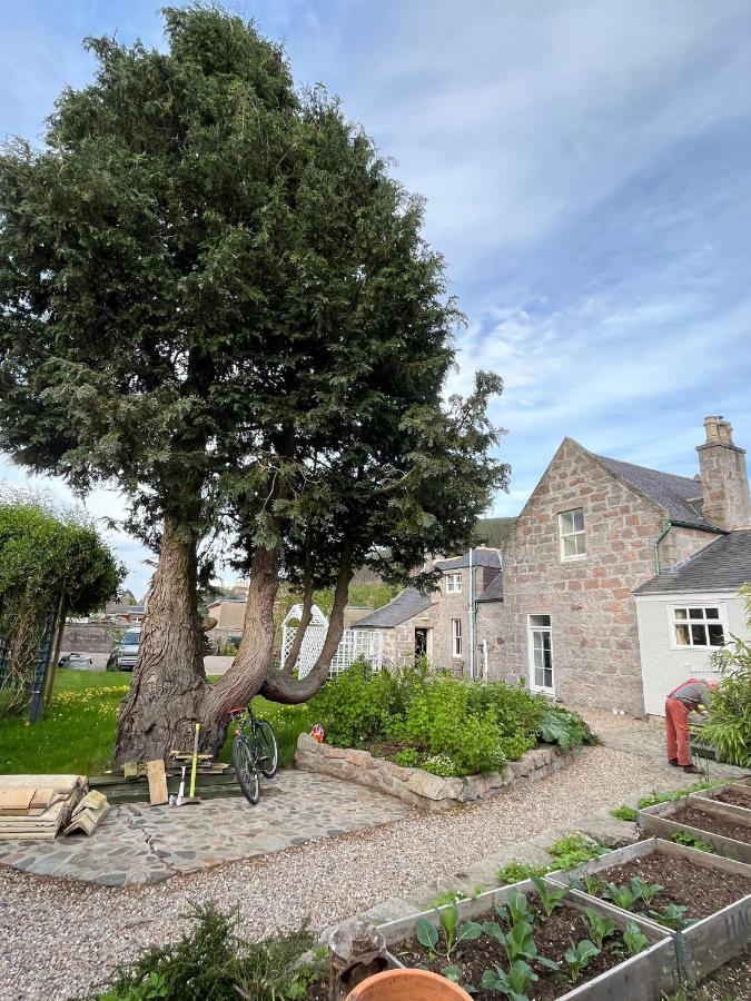 Schoolhouse Bed & Breakfast Ballater Exterior photo