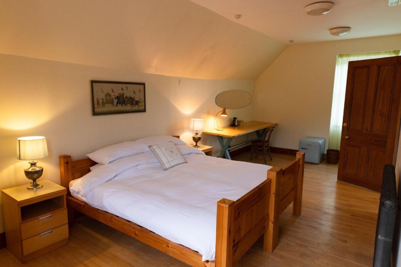 Schoolhouse Bed & Breakfast Ballater Exterior photo